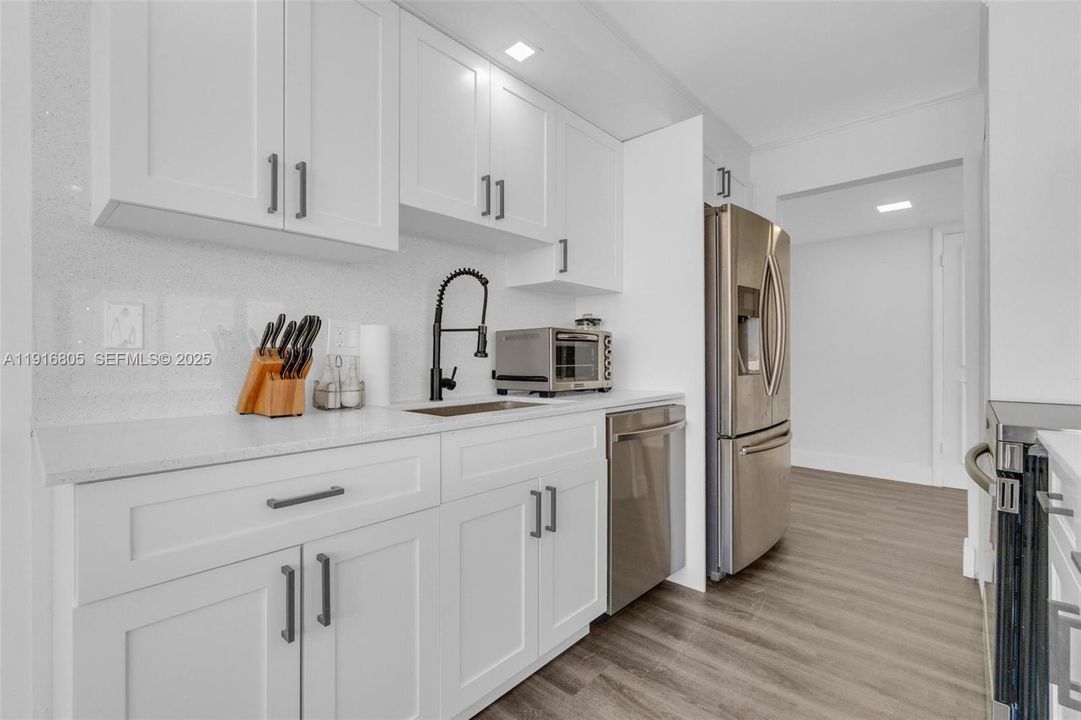 For Rent: $4,500 (2 beds, 2 baths, 1541 Square Feet)