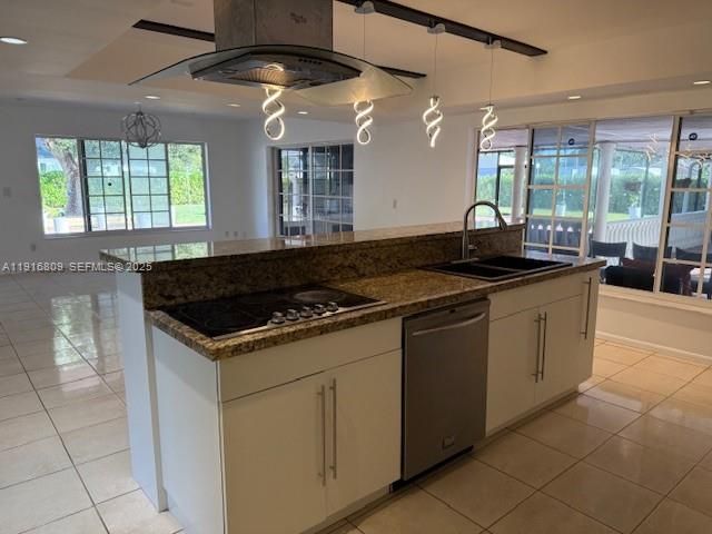 В аренду: $7,500 (4 спален, 4 ванн, 4941 Квадратных фут)