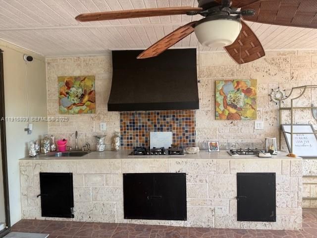 В аренду: $7,500 (4 спален, 4 ванн, 4941 Квадратных фут)