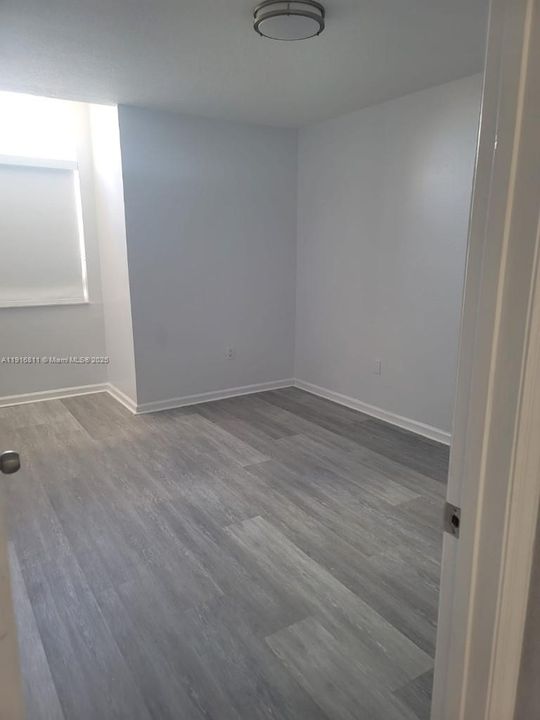 待售: $1,175,000 (4 贝兹, 2 浴室, 2412 平方英尺)