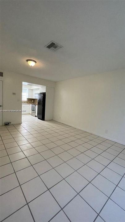 For Sale: $885,000 (0 beds, 0 baths, 2525 Square Feet)