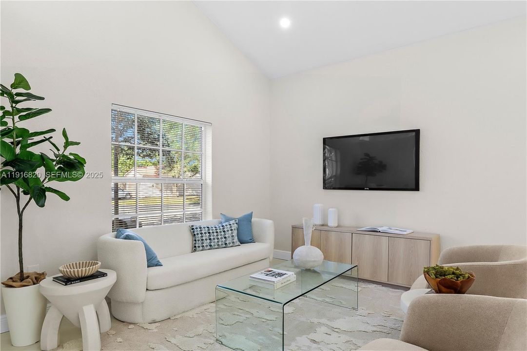 For Sale: $569,900 (3 beds, 2 baths, 1504 Square Feet)