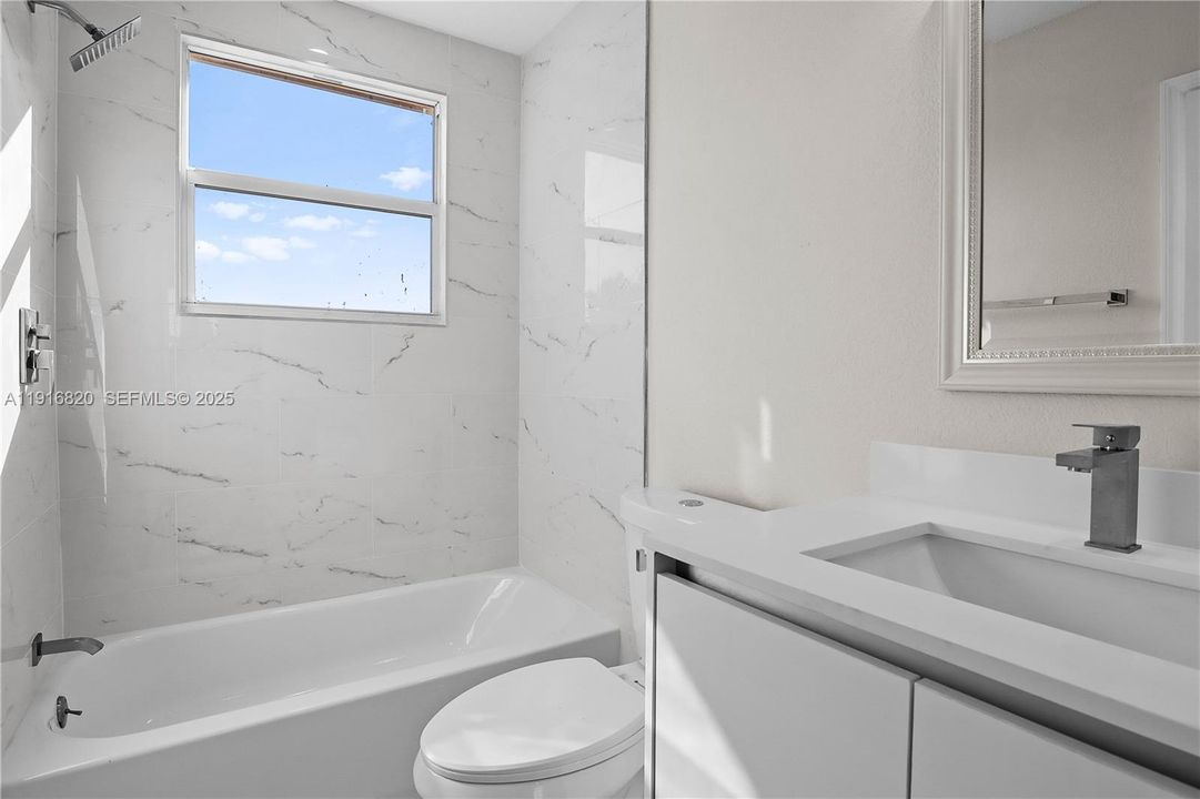 For Sale: $569,900 (3 beds, 2 baths, 1504 Square Feet)