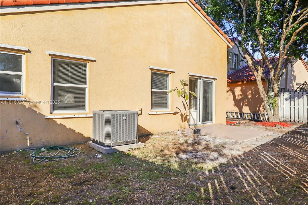 For Sale: $569,900 (3 beds, 2 baths, 1504 Square Feet)