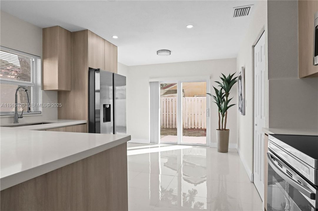 For Sale: $569,900 (3 beds, 2 baths, 1504 Square Feet)