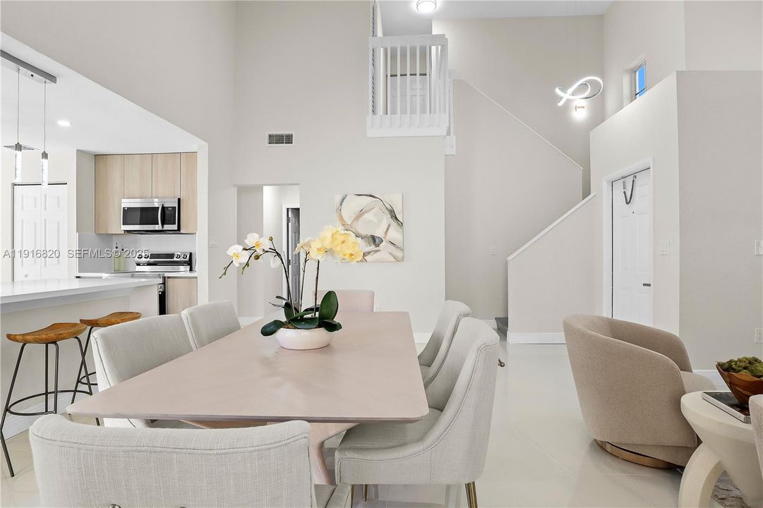 For Sale: $569,900 (3 beds, 2 baths, 1504 Square Feet)