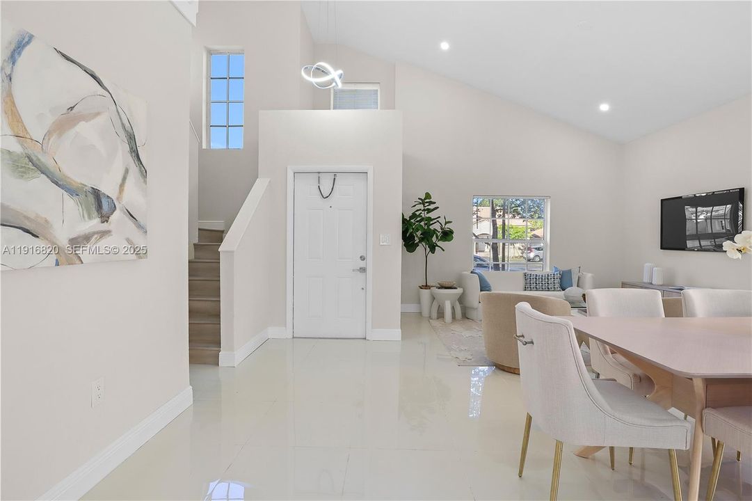 For Sale: $569,900 (3 beds, 2 baths, 1504 Square Feet)