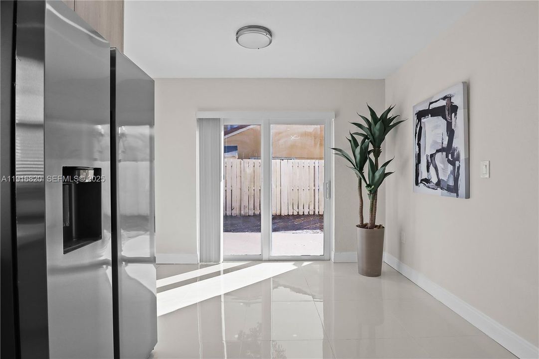 For Sale: $569,900 (3 beds, 2 baths, 1504 Square Feet)