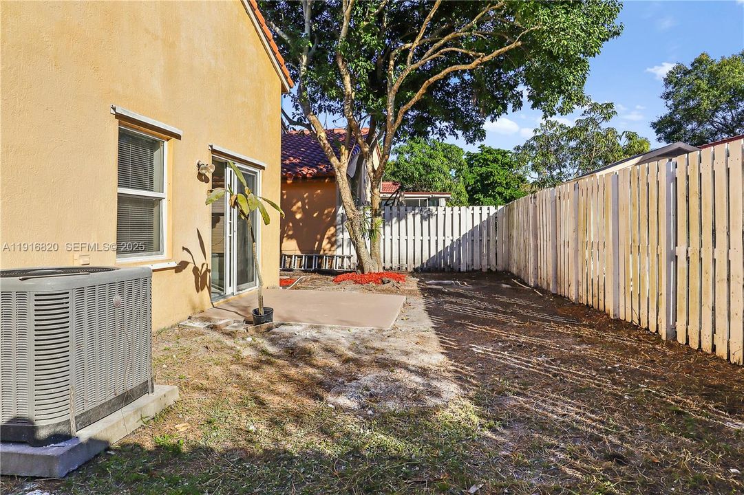 For Sale: $569,900 (3 beds, 2 baths, 1504 Square Feet)