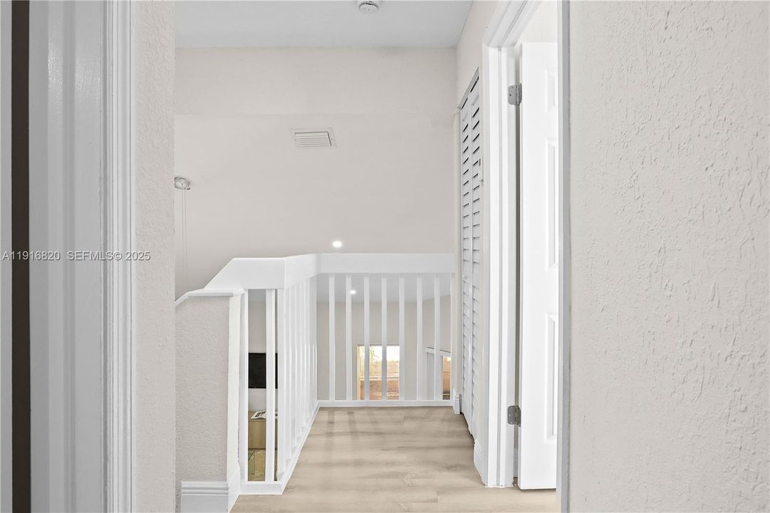 For Sale: $569,900 (3 beds, 2 baths, 1504 Square Feet)