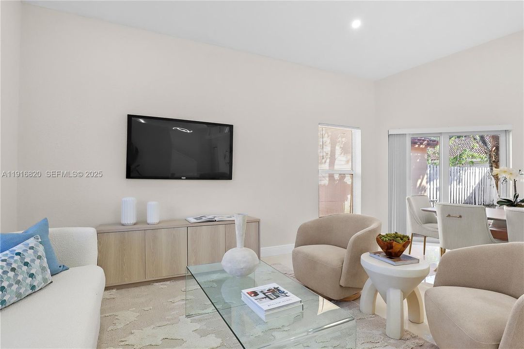 For Sale: $569,900 (3 beds, 2 baths, 1504 Square Feet)