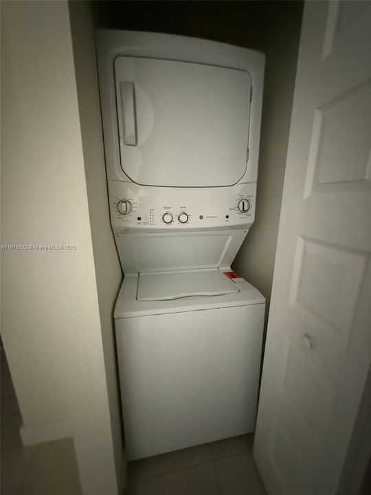 En Venta: $439,000 (3 camas, 2 baños, 1236 Pies cuadrados)