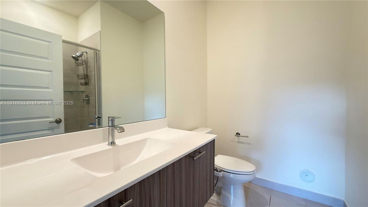 En Venta: $439,000 (3 camas, 2 baños, 1236 Pies cuadrados)