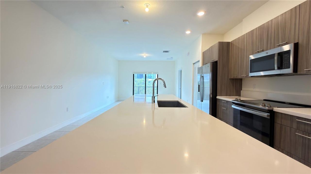 En Venta: $439,000 (3 camas, 2 baños, 1236 Pies cuadrados)