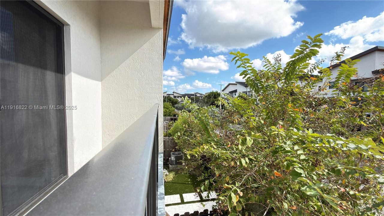 En Venta: $439,000 (3 camas, 2 baños, 1236 Pies cuadrados)