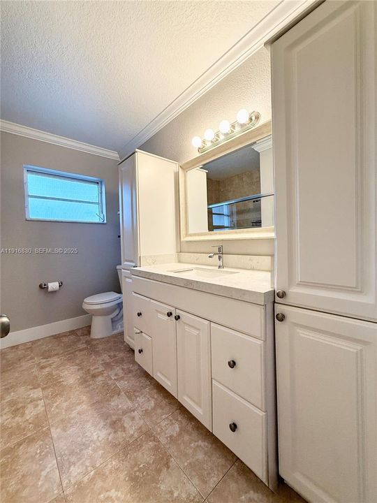 Second bathroom, serves bedrooms 2 and 3, as well as social.