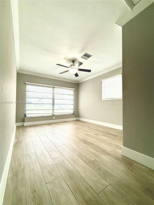 4th Bedroom also with ensuite bathroom.