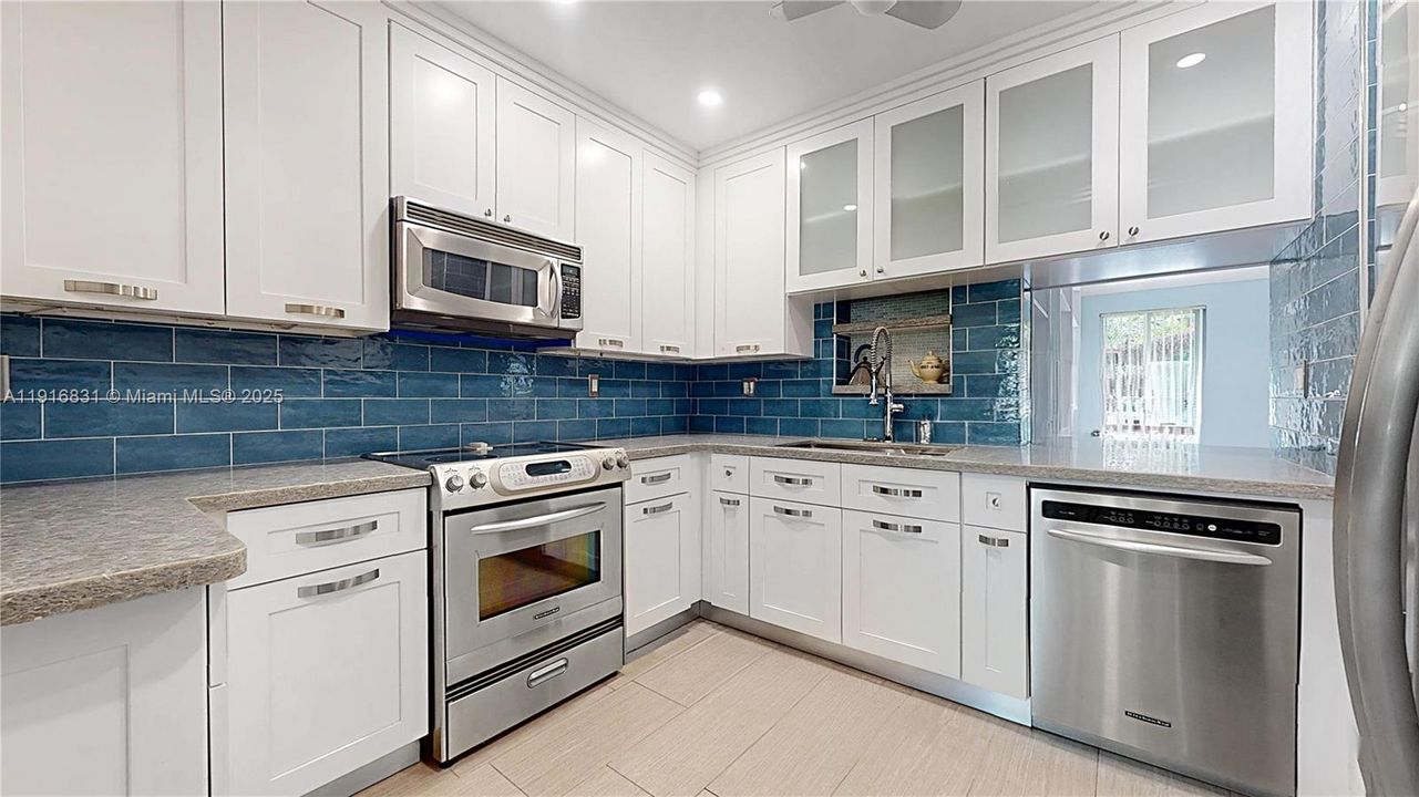 For Sale: $1,350,000 (4 beds, 2 baths, 2124 Square Feet)