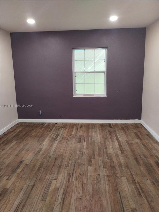 For Sale: $1,250,000 (2 beds, 1 baths, 0 Square Feet)