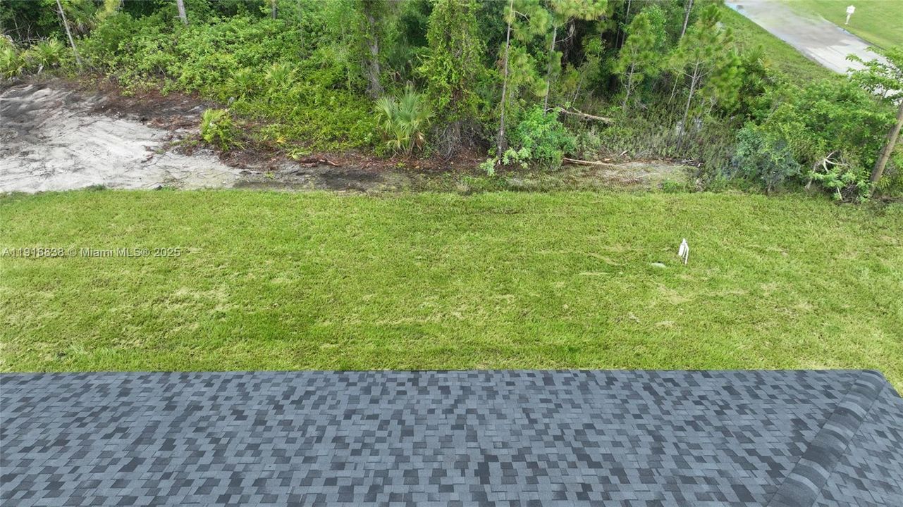 For Sale: $379,000 (4 beds, 3 baths, 1714 Square Feet)