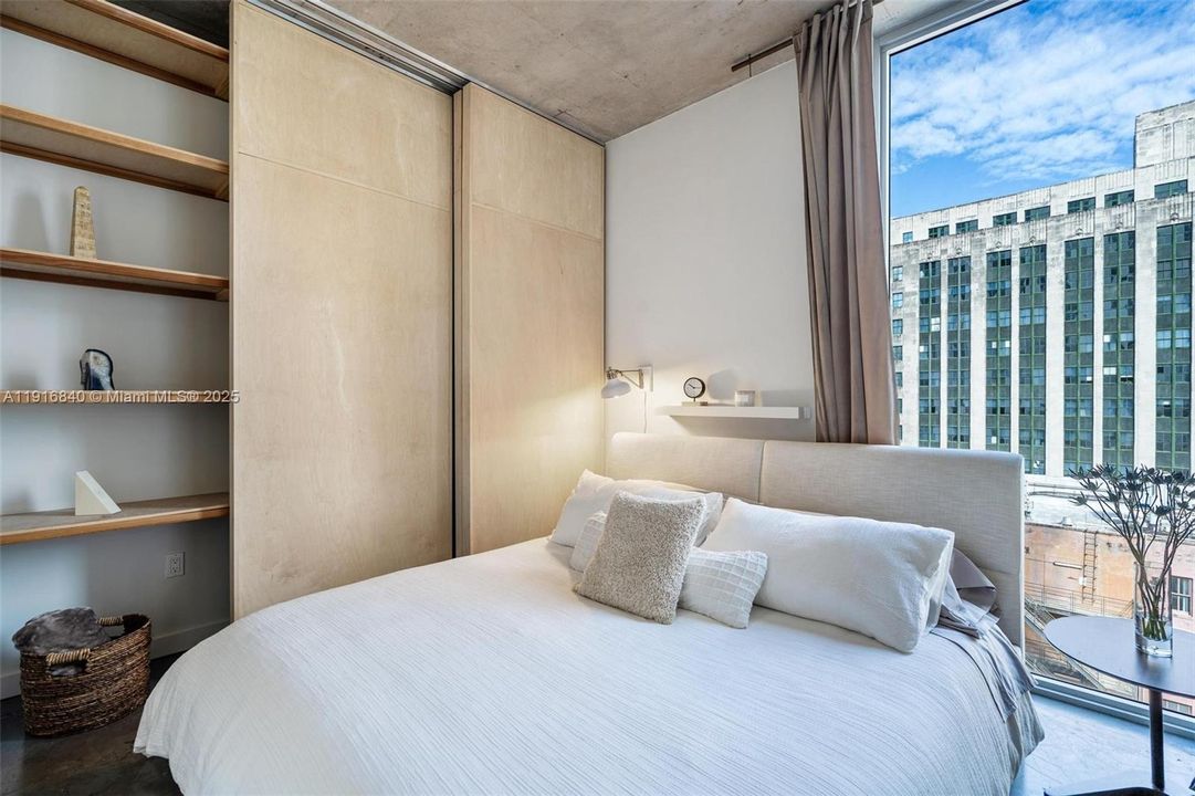 For Rent: $2,750 (1 beds, 1 baths, 446 Square Feet)