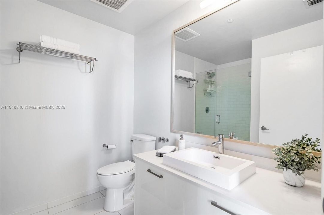 For Rent: $2,750 (1 beds, 1 baths, 446 Square Feet)