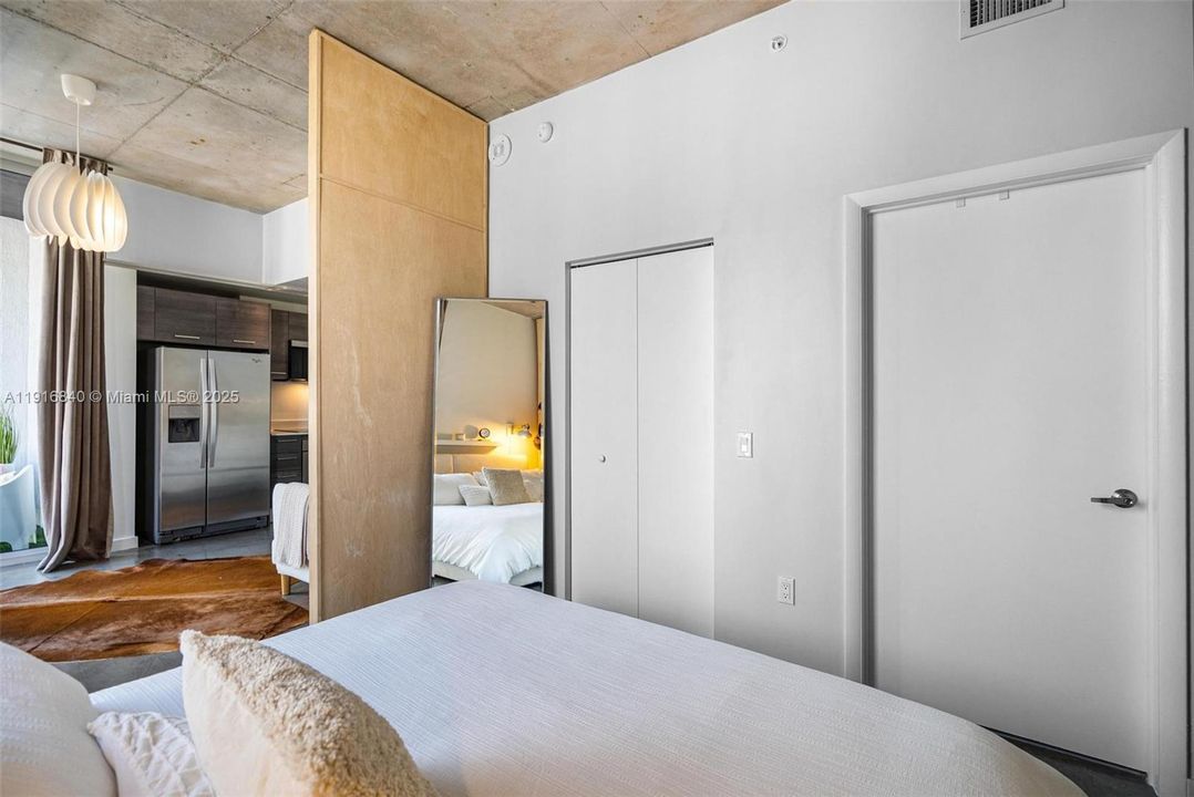 For Rent: $2,750 (1 beds, 1 baths, 446 Square Feet)