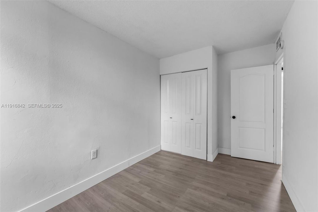 For Rent: $2,650 (4 beds, 2 baths, 1130 Square Feet)