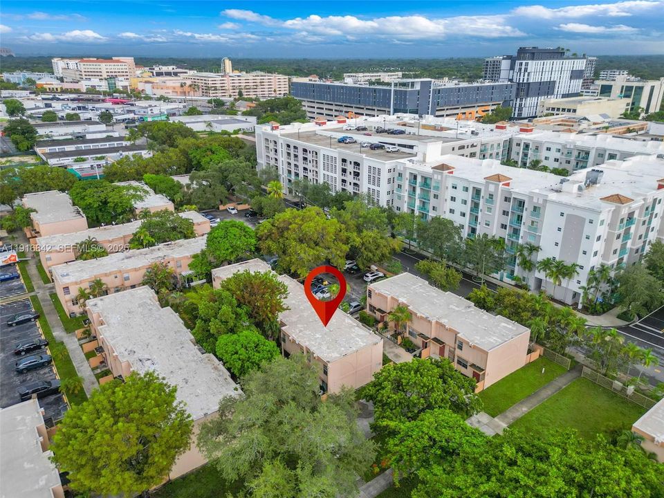 For Rent: $2,650 (4 beds, 2 baths, 1130 Square Feet)