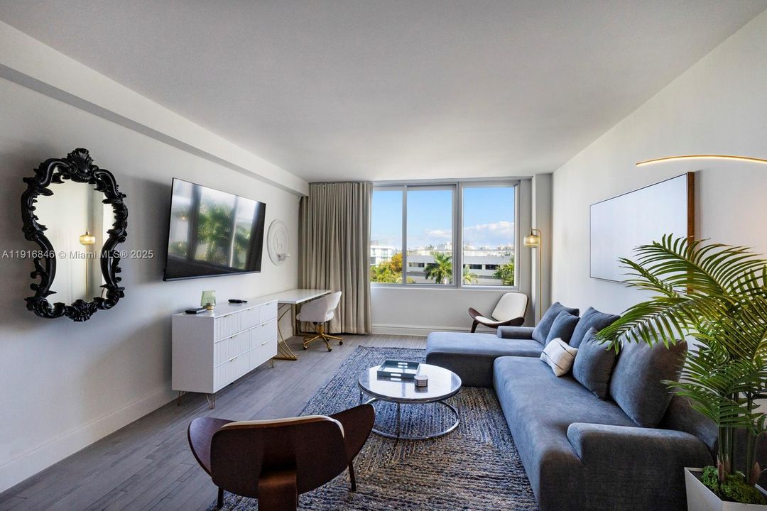 For Rent: $4,100 (1 beds, 1 baths, 676 Square Feet)