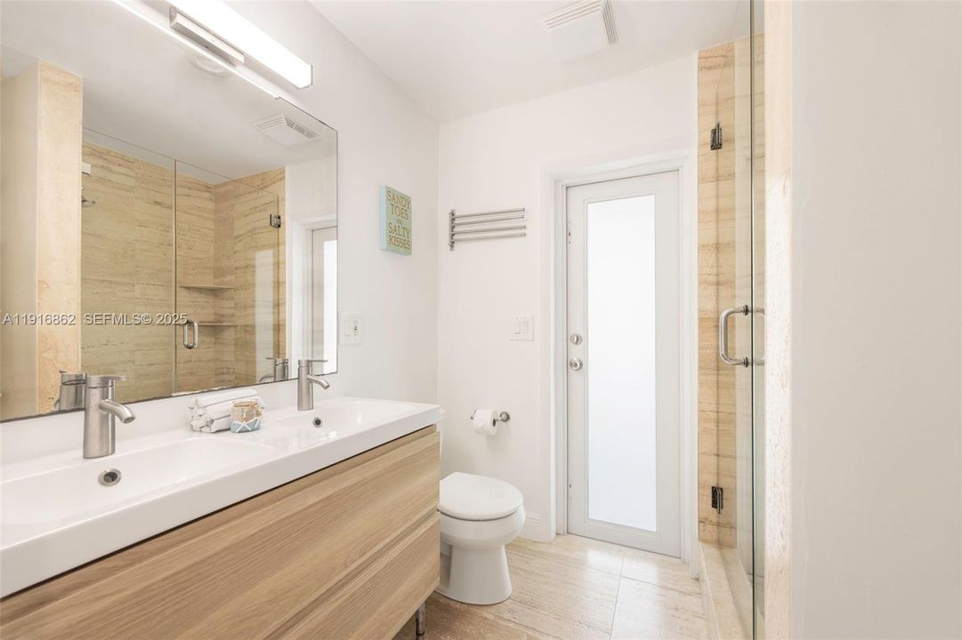 For Sale: $2,069,000 (3 beds, 2 baths, 1849 Square Feet)