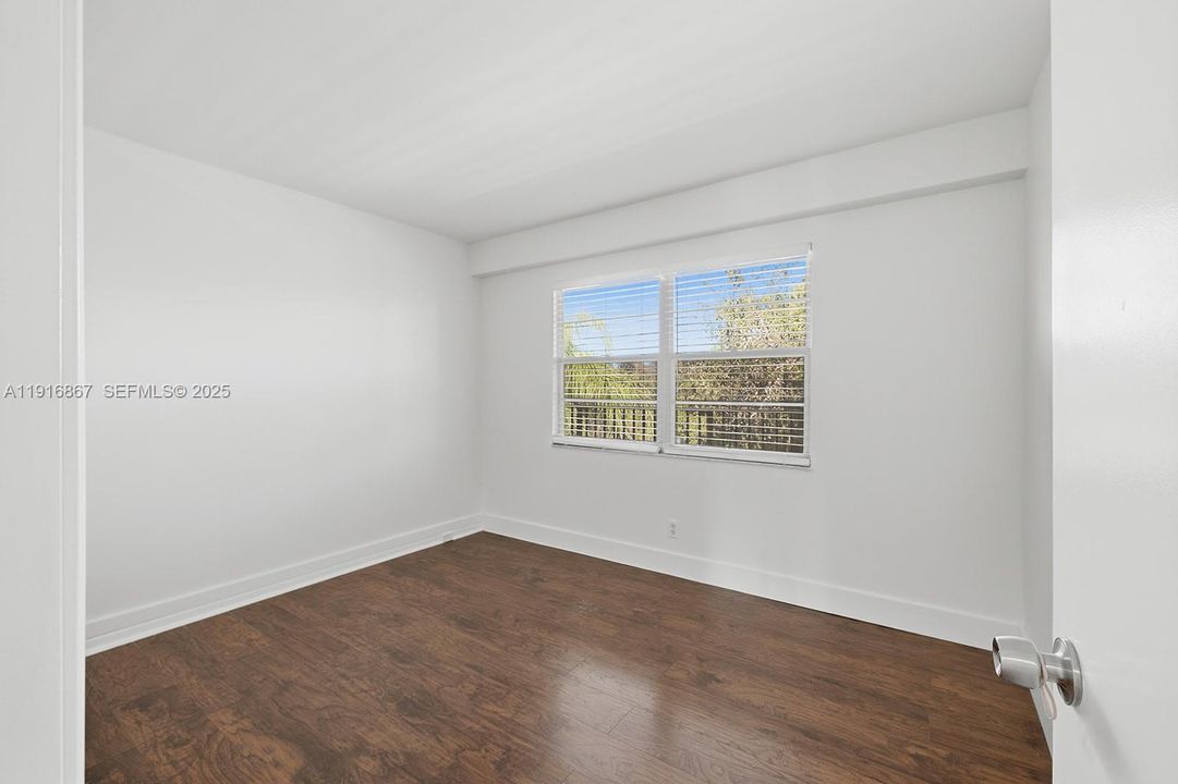 В аренду: $2,300 (2 спален, 2 ванн, 1192 Квадратных фут)