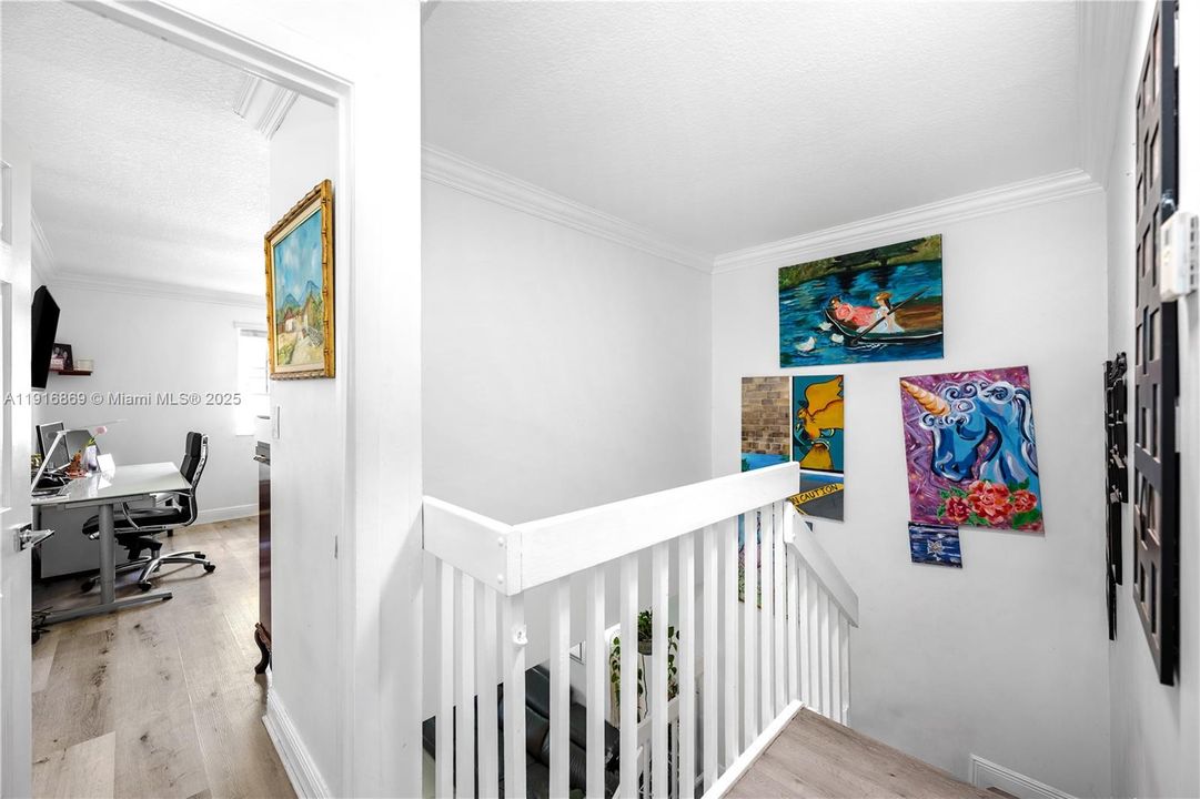 En Venta: $475,000 (2 camas, 2 baños, 1250 Pies cuadrados)