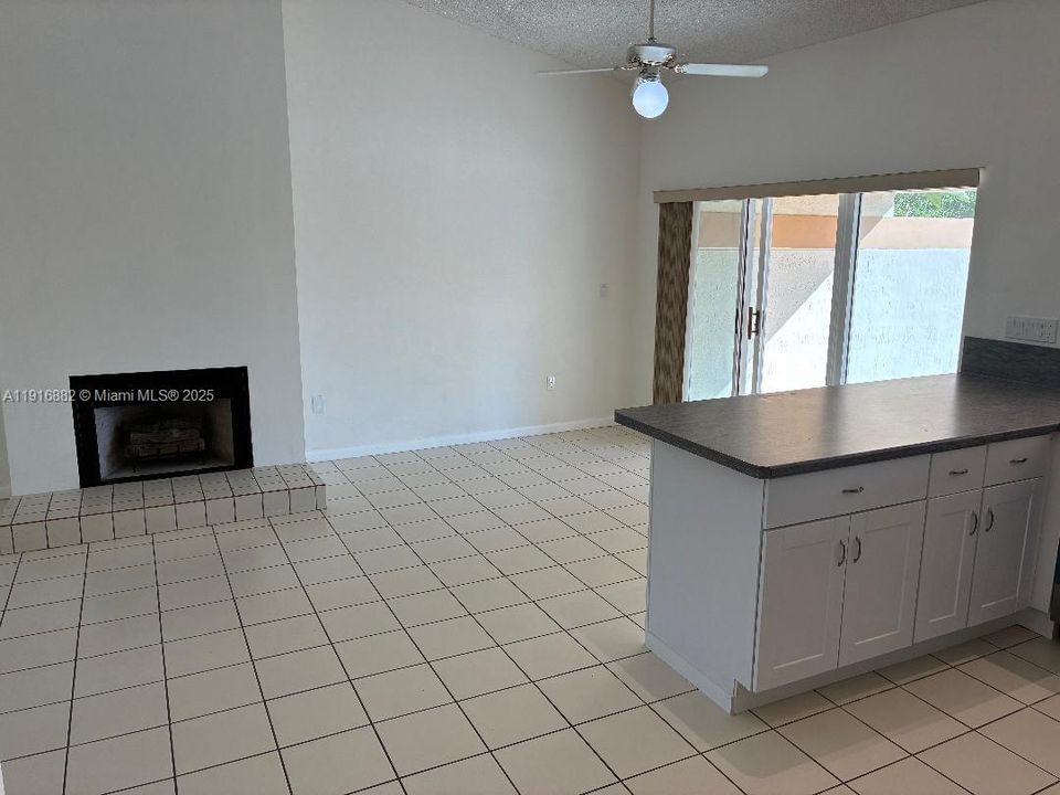 For Sale: $799,500 (3 beds, 2 baths, 1932 Square Feet)