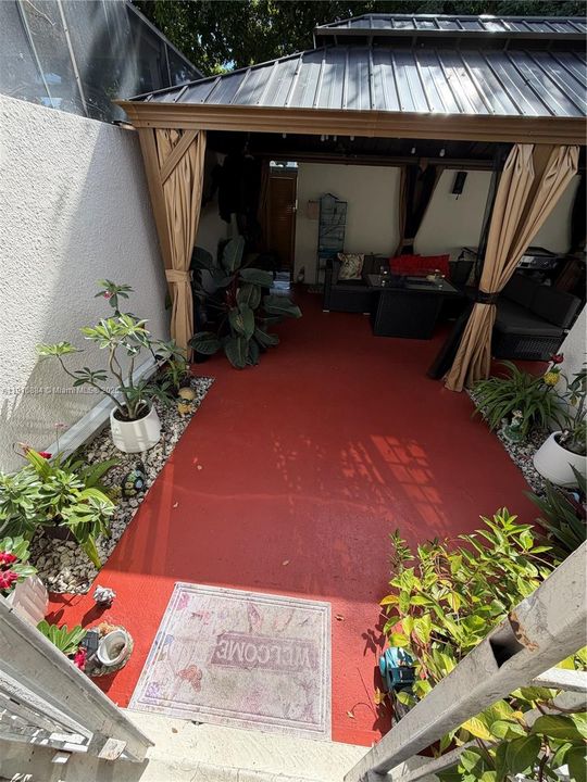 Под контрактом: $3,000 (3 спален, 2 ванн, 1458 Квадратных фут)