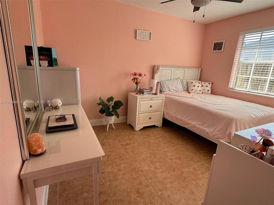 For Rent: $3,300 (4 beds, 2 baths, 2204 Square Feet)