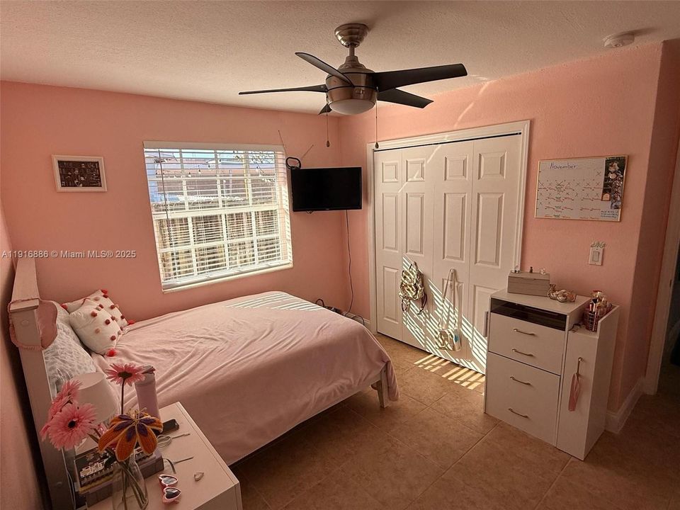 For Rent: $3,300 (4 beds, 2 baths, 2204 Square Feet)