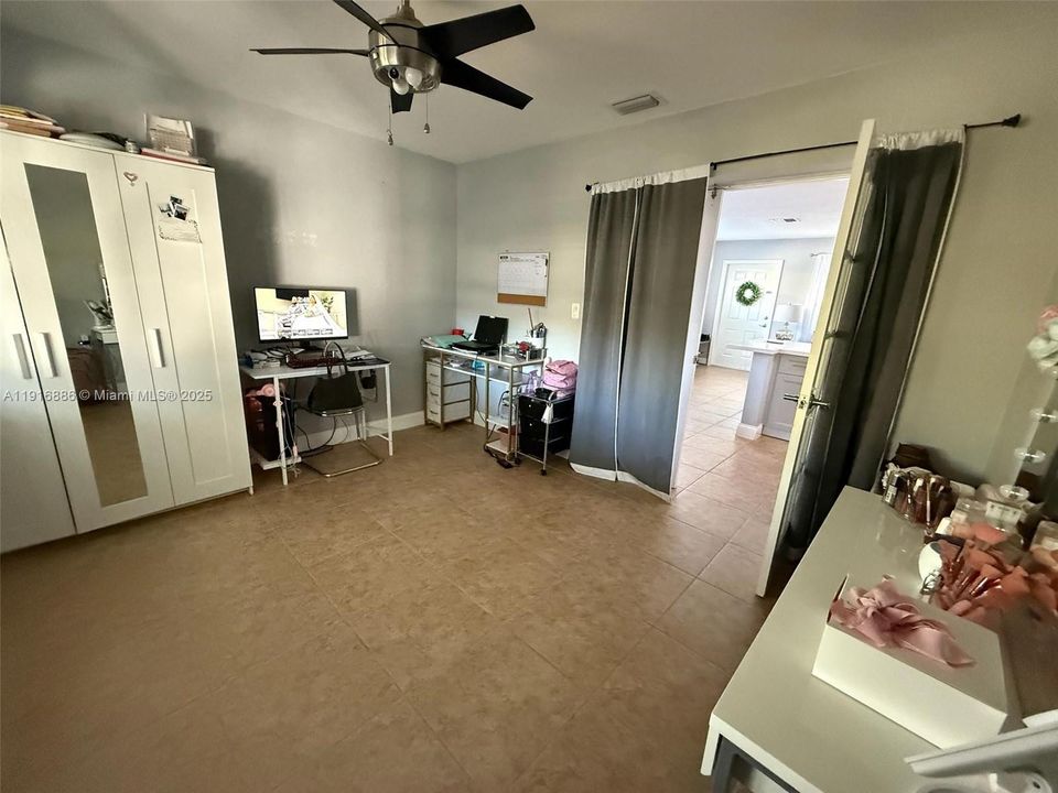 For Rent: $3,300 (4 beds, 2 baths, 2204 Square Feet)