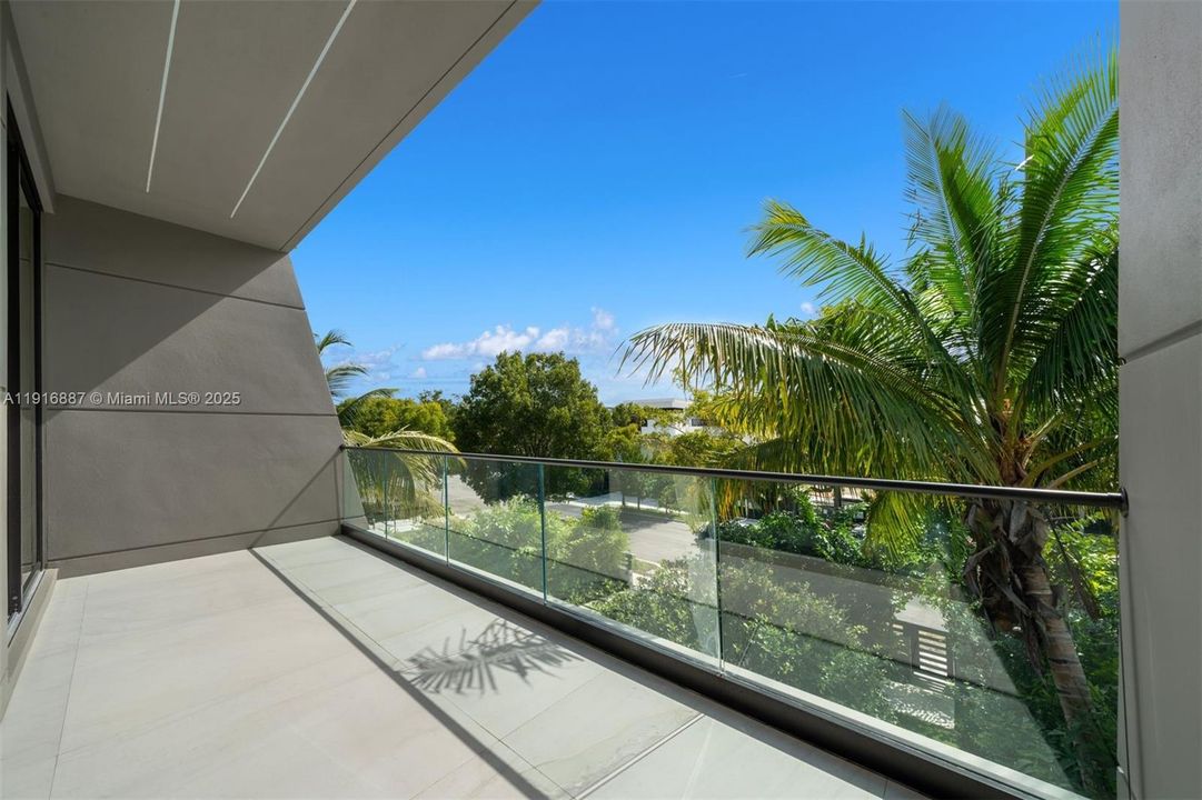 En Venta: $10,995,000 (6 camas, 7 baños, 7065 Pies cuadrados)