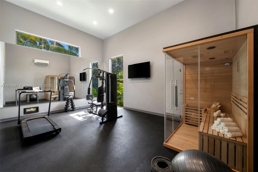 En Venta: $10,995,000 (6 camas, 7 baños, 7065 Pies cuadrados)