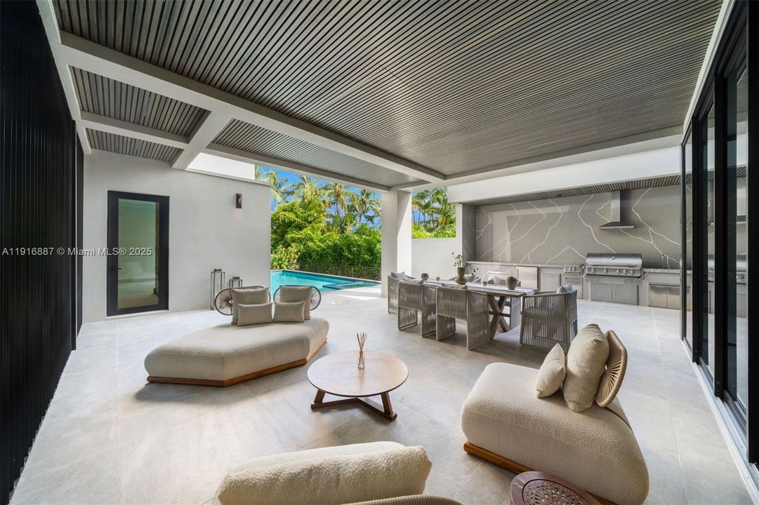 En Venta: $10,995,000 (6 camas, 7 baños, 7065 Pies cuadrados)