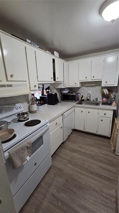 Activo con contrato: $1,750 (1 camas, 1 baños, 810 Pies cuadrados)