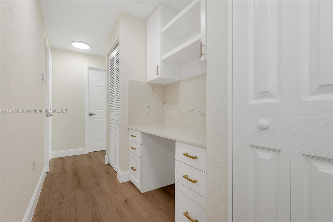 En Renta: $3,295 (3 camas, 2 baños, 1324 Pies cuadrados)