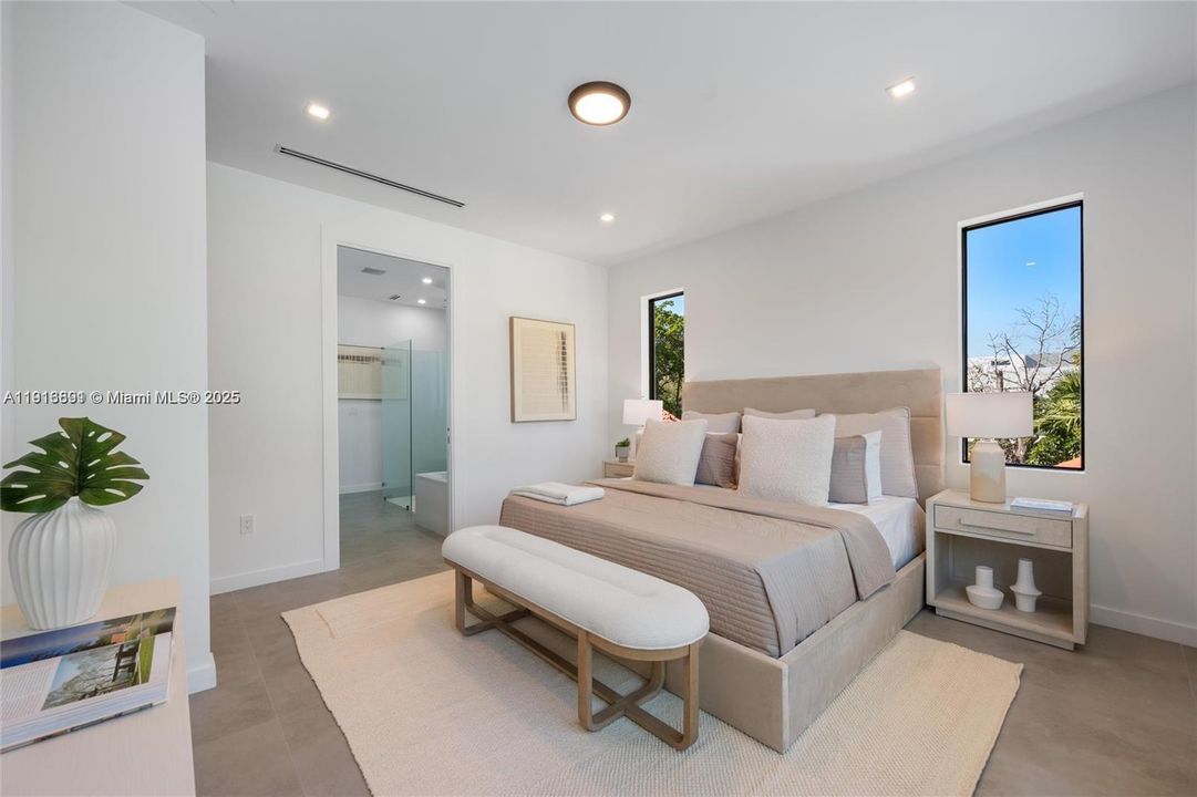 For Sale: $1,595,000 (4 beds, 3 baths, 2400 Square Feet)