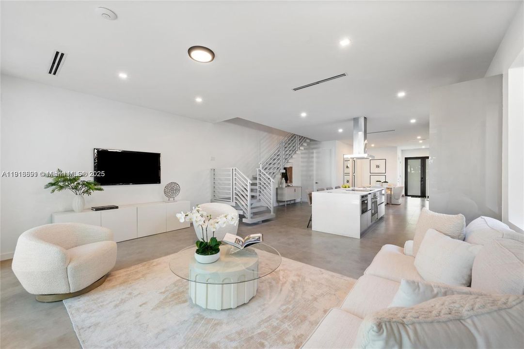 For Sale: $1,595,000 (4 beds, 3 baths, 2400 Square Feet)