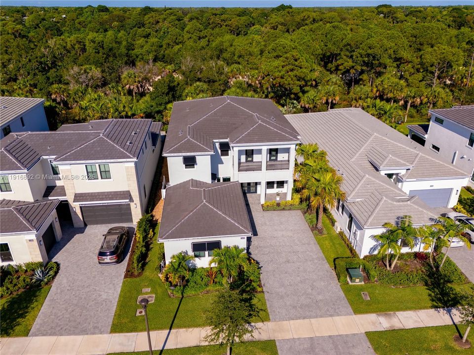 Grand showcase of a beautiful home