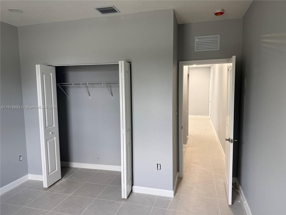 For Rent: $1,800 (1 beds, 1 baths, 0 Square Feet)