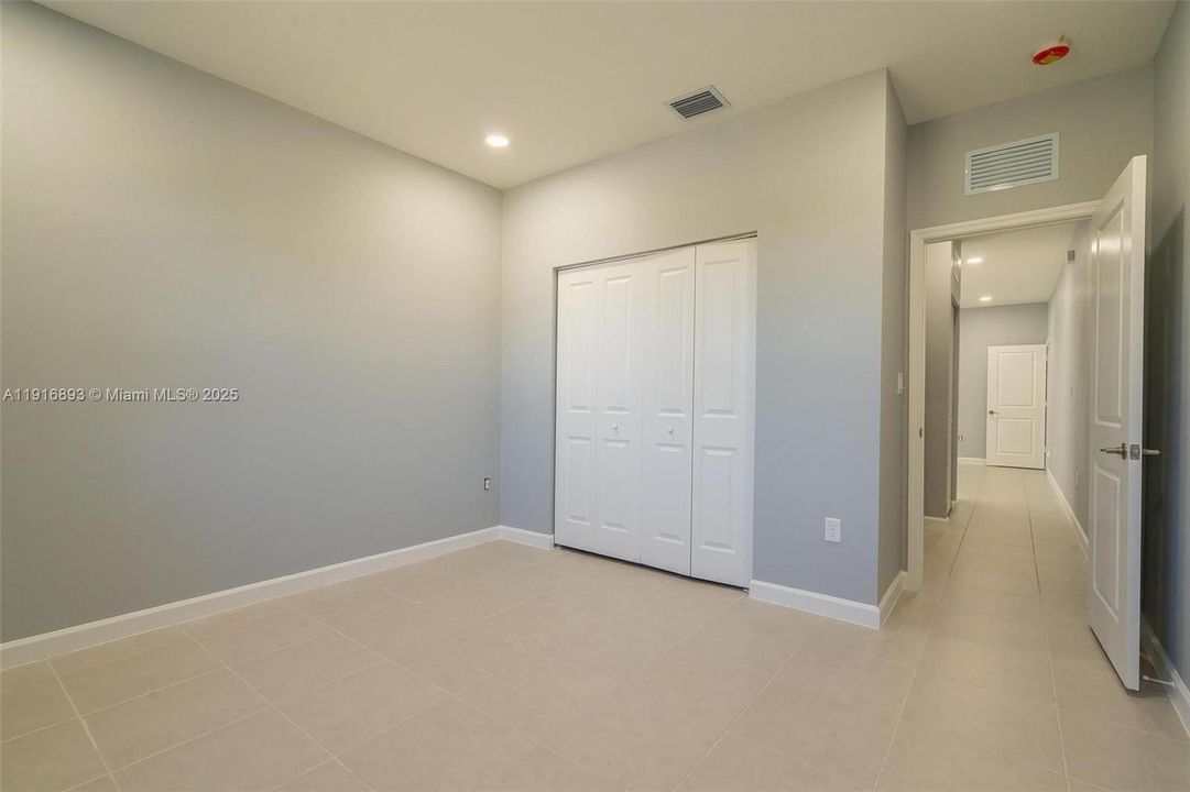 For Rent: $1,800 (1 beds, 1 baths, 0 Square Feet)