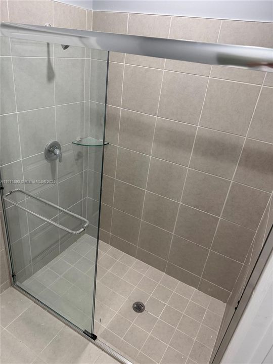 For Rent: $1,800 (1 beds, 1 baths, 0 Square Feet)