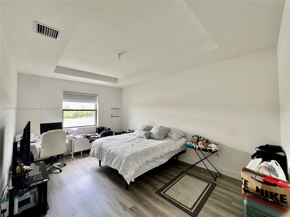 待售: $560,000 (3 贝兹, 2 浴室, 1863 平方英尺)